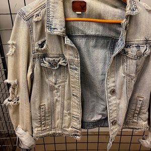 Denim Jacket / Jean Jacket